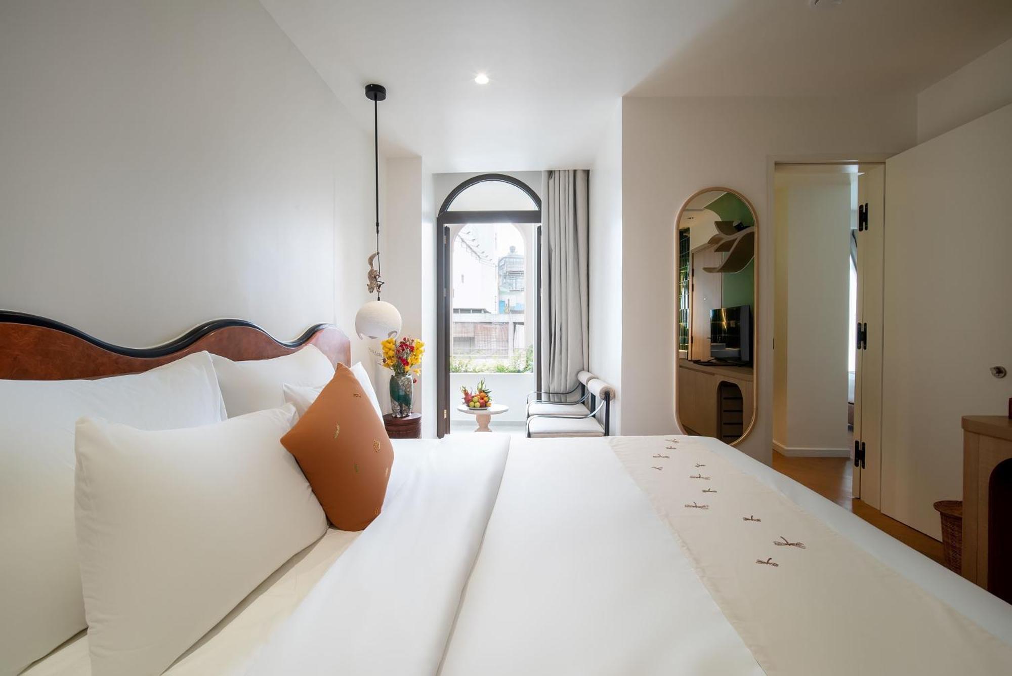 Family Premium Connecting Suite City View with Once-time minibar
